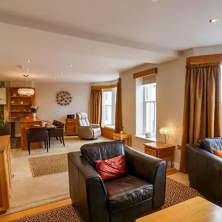 43a Quay Street Скарборо