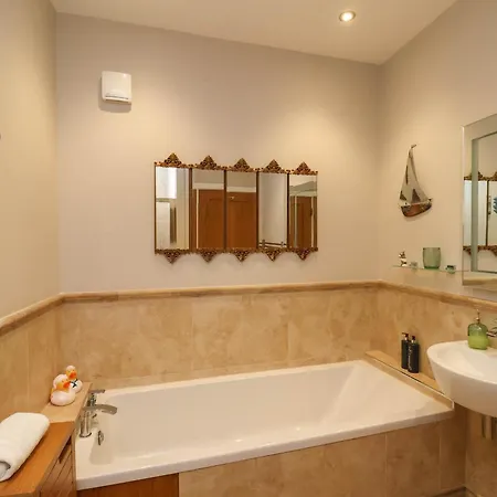 43a Quay Street * 斯卡伯勒